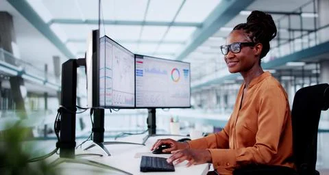KPI Business Analytics Data Dashboard. Analyst Using Computer Stock Photos