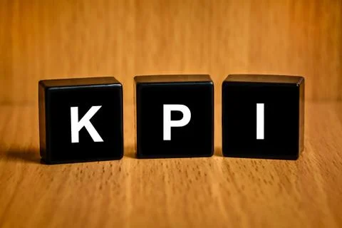 Kpi or key performance indicator text on block Foto stock