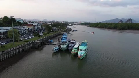 Krabi Marina Видео 264716112