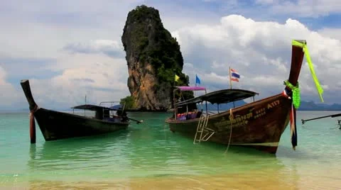 Kraby beach boats Stock Footage 12544370