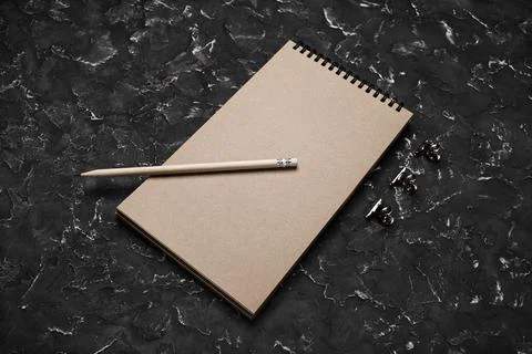 Kraft notebook, pencil Foto stock