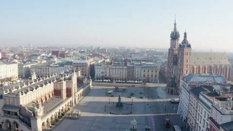 Kraków Centre down town Main Square in. Rynek Główny Stock-Footage 172455648