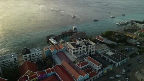 Kralendijk sunset reflections 08 Vídeo Stock 324909640