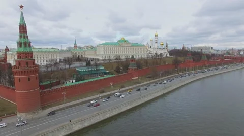 Kremlin complex on quay with traffic at spring day in Moscow. Stock Footage 67648005