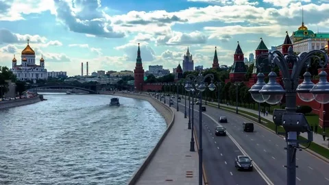 The Kremlin the Moscow river. The tilt-shift effect. Stock Footage 77580563