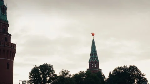 Kremlin tower with red star in moscow Video stock 343711108