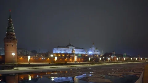 Kremlin wall. Tower with red star on top. Moscow river covered with ice. Winter Stock-Footage 116723671