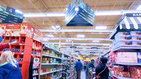 Kroger grocery store interior people and social distancing on an aisle Stock Footage 144014989