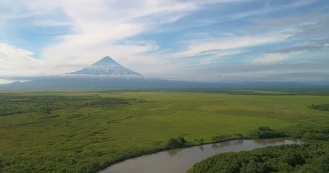 Kronotsky volcano Video stock 115062854