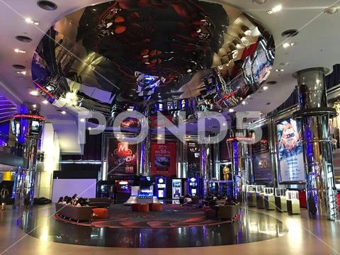 Krungsri IMAX Theater In Siam Paragon Shopping Mall, Bangkok ~ Hi Res ...