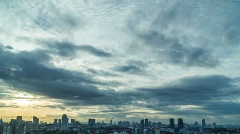Kuala Lumpur moving cloud time lapse at beautiful cityscape. Video stock 67602123