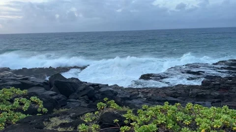 Kuaui Waves Stock Footage 201114676