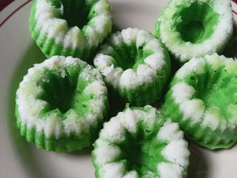 Kue putu ayu originates from Java, specifically Central Java. Фото
