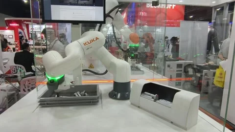 KUKA LBR iisy, a lightweight collaborative robot (cobot) Stock-Footage 336839243
