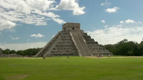 Kukulkan Pyramid Chichen Itza lock-down Stock Footage 11807551