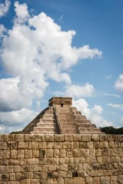 Kukulkan Pyramid (el Castillo) at Chichen Itza, Yucatan, Mexico Stock Photos