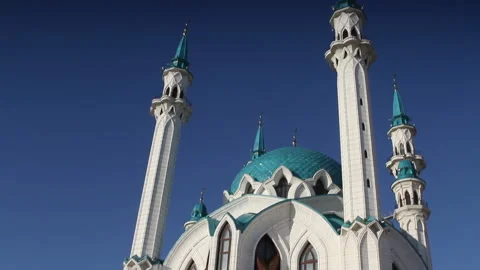 Kul Sharif Big White Mosque In Kazan, Russia. Amazing architecture in Tatarstan 스톡 동영상 150678359