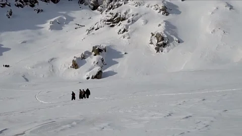 Kulbar and Mountain Vídeos de archivo 143363644