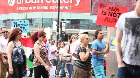 Kurdish Canadians protesting against ISIS and Turkey Stock Footage 40450161