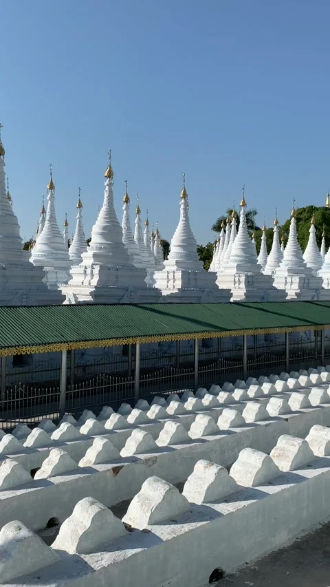 Kuthodaw Temple in Mandalay Видео 343878035