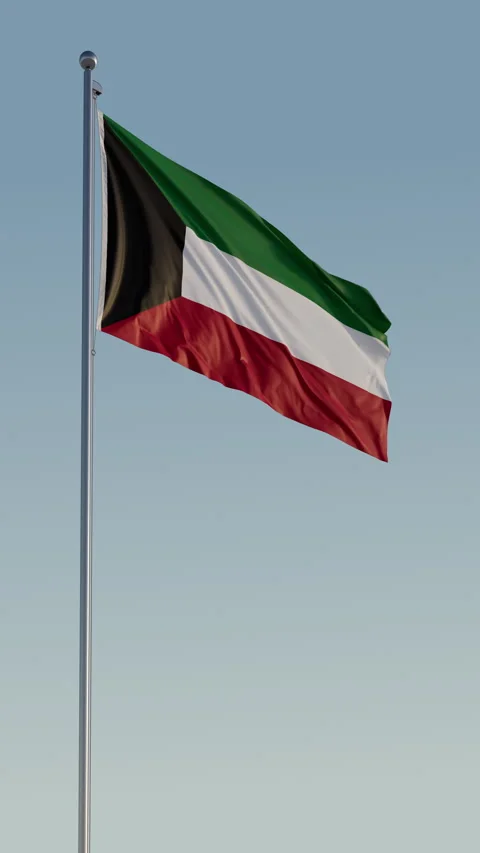Kuwait Kuwait City Flag Vertical Cinematic Realistic Waving Zoom Loop 스톡 동영상 288635705