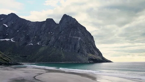 Kvalvika Beach At Sunset on the Lofoten Islands, Norway 스톡 동영상 81588853