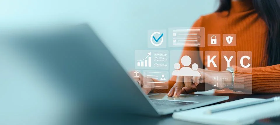 KYC digital identity verification process.  Cybersecurity and data privacy .. Foto stock