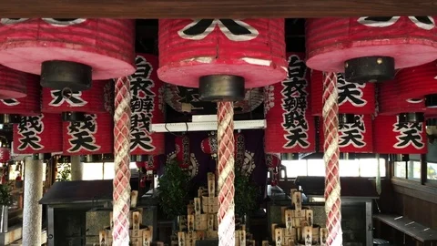 Kyoto Temple Lanterns Moving With Wind Video stock 71297600