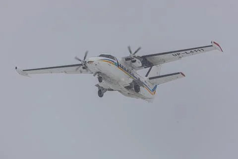 L-410 Stock Photos