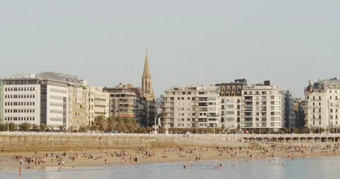 La Concha beach and views of the city of San Sebastian in the Basque Country Stock Footage 139282821