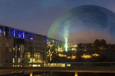 La Geode, Cite des Sciences et de l Industrie museum, Villette Park, Paris... Stock-Fotos