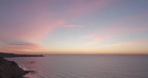 La Jolla beach pier view from cliffs Stockbeeldmateriaal 174083653