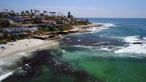 La Jolla, CA - Windansea Beach - Drone Video Video stock 88305014