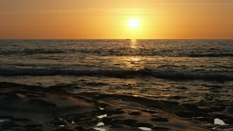 La Jolla Tide Pools: Sunset Reflection and Potholes Video stock 339271069