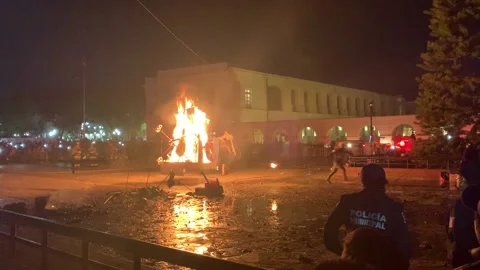 La Quema de Judas, San Cristóbal de las Casas, Chiapas, Mexico 2022 Stock Footage 181457050