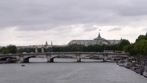 La Seine in Paris Stock Footage 76686660