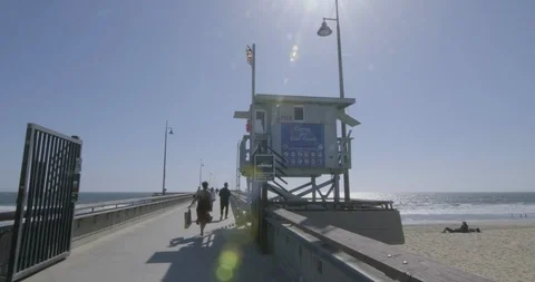 LA Venice Beach Pier handheld Stock Footage 109615992