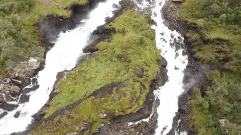 The Laatefoss Waterfall Vídeo Stock 88682155