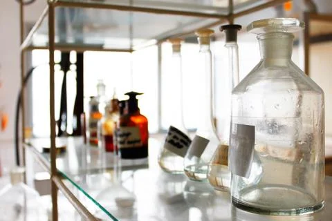 Lab interior with flasks tubes Foto stock