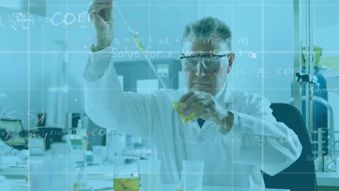 Lab tech pipetting yellow fluid into vessel for assay while grid overlay mapping Stock Footage 330356513