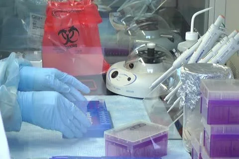 Laboratory Vídeos de archivo 12351587