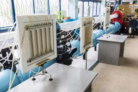 Laboratory in school Inside of a student s laboratory in a physics school ... Foto stock