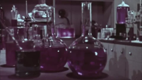 Laboratory test room zoom out scene transition  Video stock 292616567