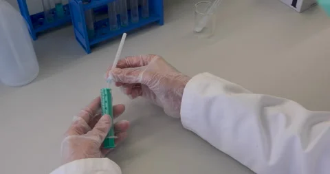 Laboratory test tubes 스톡 동영상 136134807