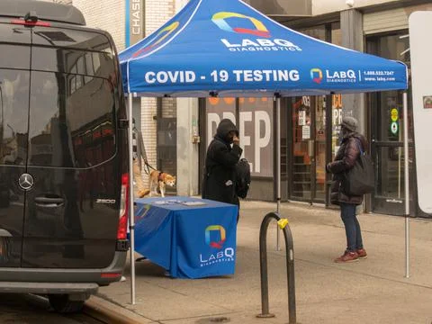 LabQ Diagnostics Test for COVID-19 — PCR Bronx Stock Photos