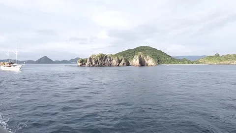 LABUAN BAJO Vídeos de archivo 245682497