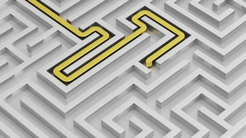Labyrinth isometric view and gold path appearing from enter to exit. 動画素材 289610851