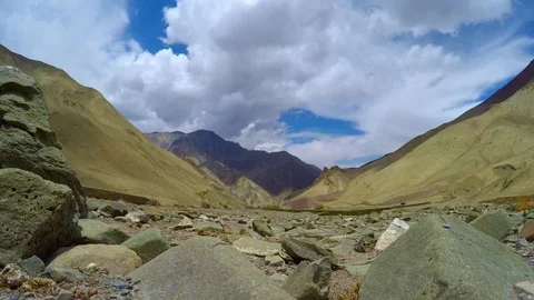 Ladakh trekking Stock Footage 106205259