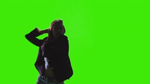 Ladies dancing on a greenscreen Stock-Footage 172558535