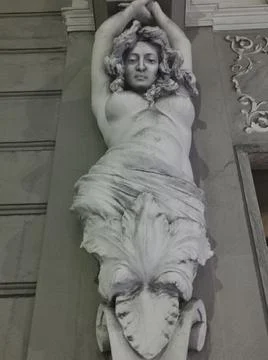 The lady has nothing on, because of the cold she is petrified Stock Photos